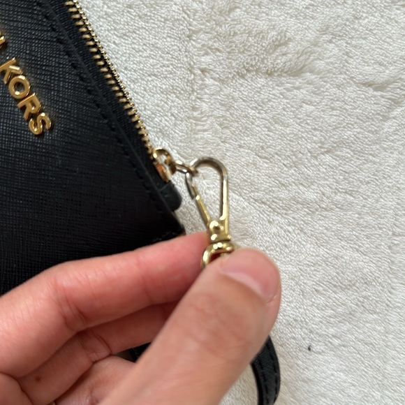 Michael Kors Coin Purse Wristlet - Picture 10 of 10